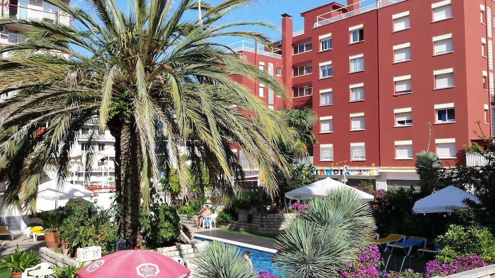 Mar Blau Apartamentos Calella Exterior foto
